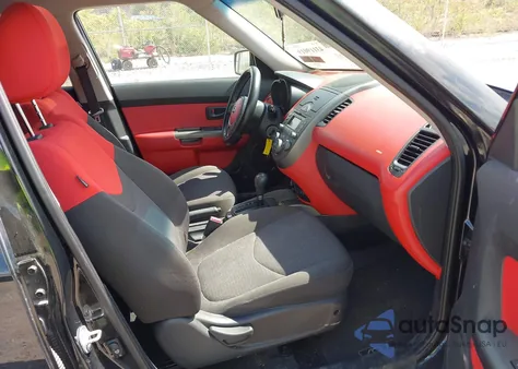 2010 Kia Soul Sport z USA, uszkodzony, nr VIN KNDJT2A21A7041883